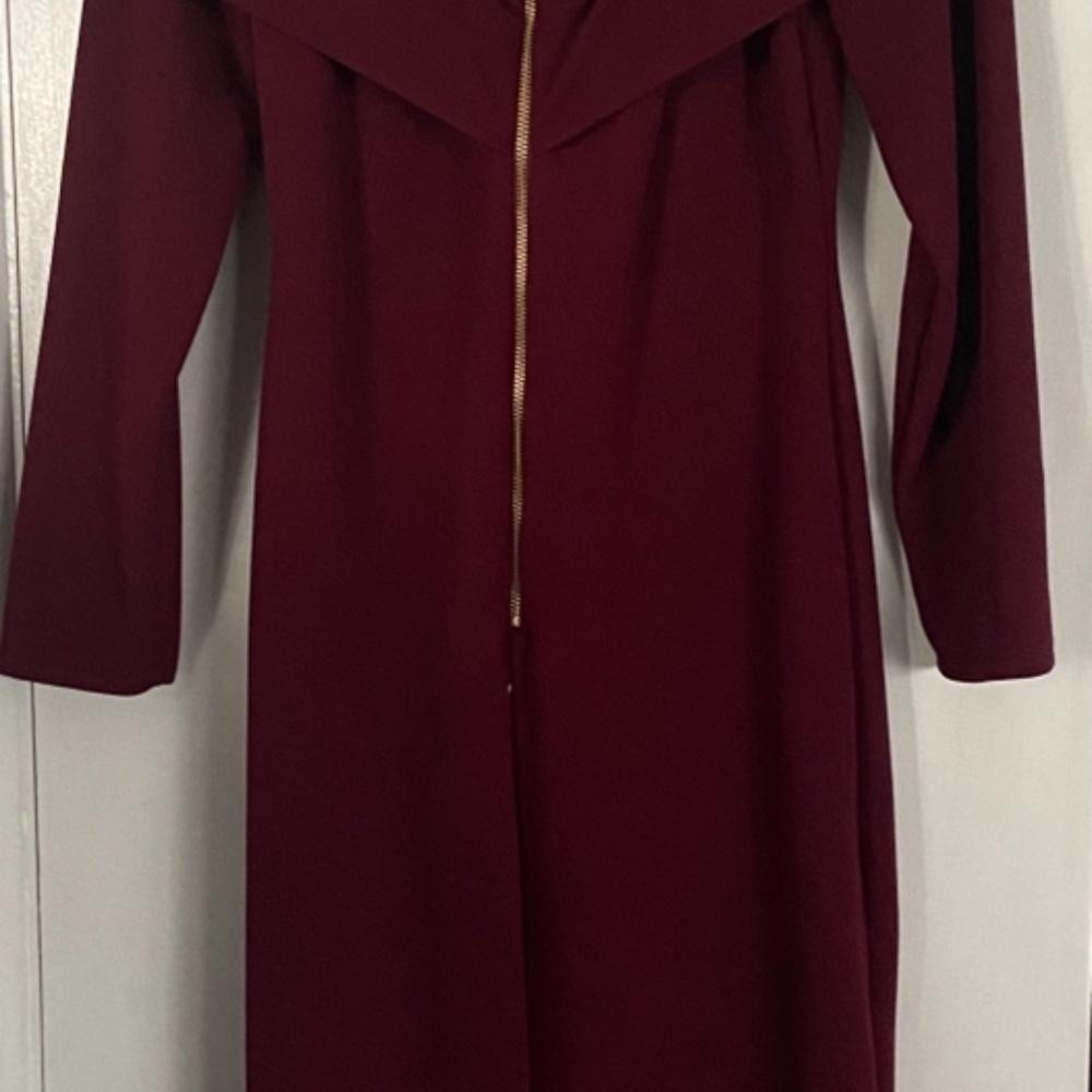 Dress - Picture 2 of 3